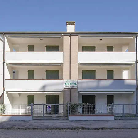 Sul Mare Smith * Llido Degli Estensi