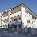 Sul Mare Smith Llido Degli Estensi